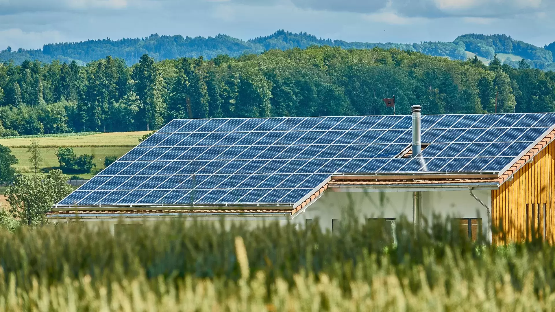 Solardach eines Landwirtschaftsbetriebs