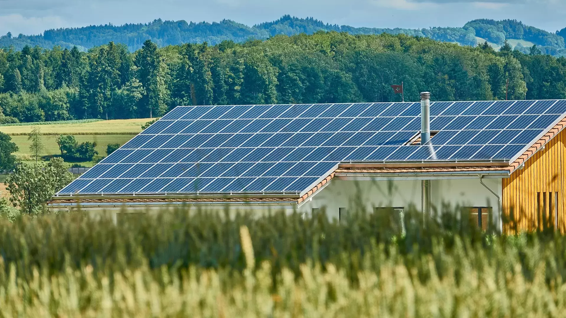 Solardach auf Landwirtschaftsgebäude