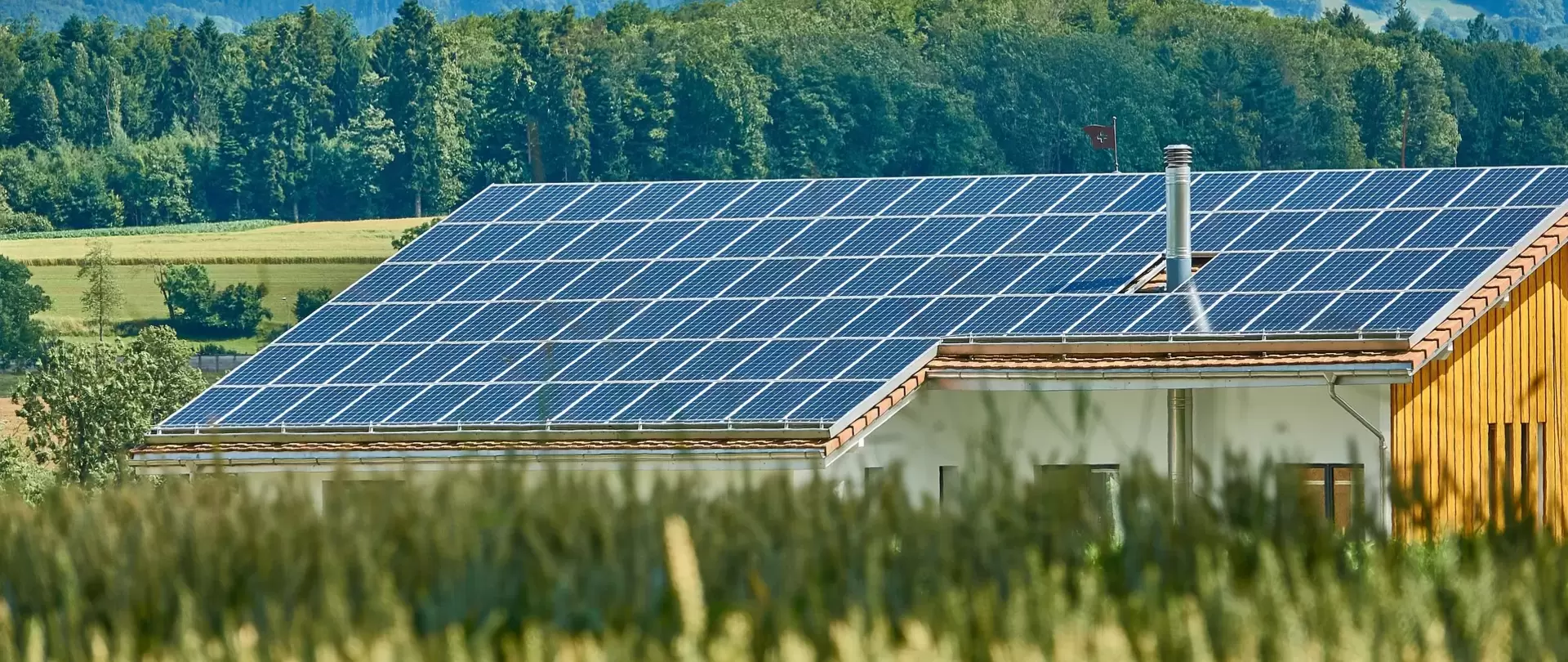 Solardach auf Landwirtschaftsgebäude